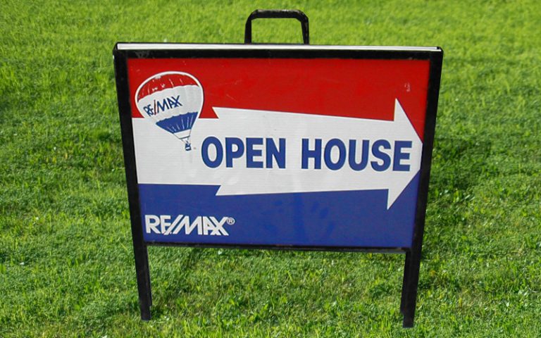 sandwich-boards-remax-open-house | Grant Signs